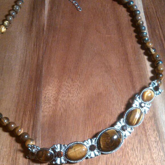 Tiger's eye and Brown Glass Beaded Necklace - Picture 2 of 8
